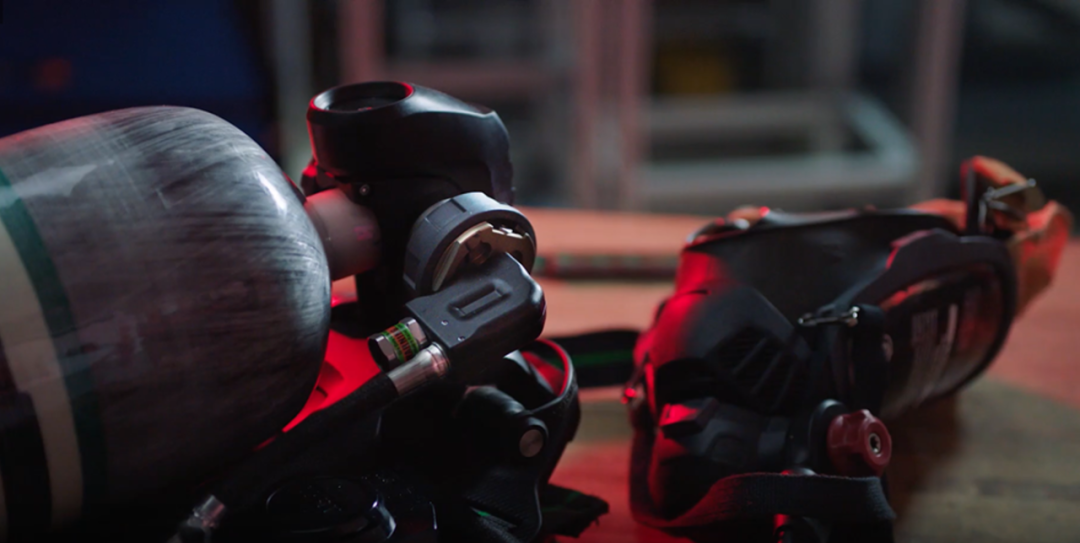 Parker | SCBA快換接頭:呼吸新鮮空氣 Parker | SCBA快換接頭:呼吸新鮮空氣